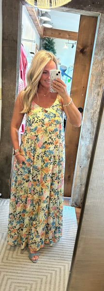 Leslie Floral Open Back Maxi Dress