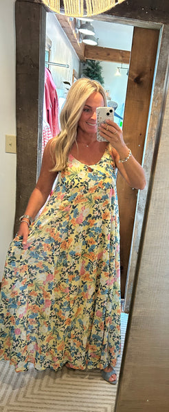 Leslie Floral Open Back Maxi Dress