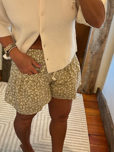 Flora Short