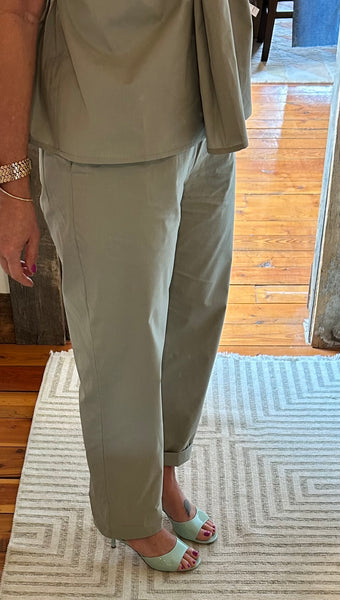 Freya Pant