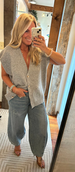 Olivia V Neck Sleeveless Cardi