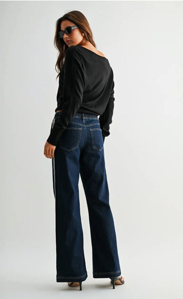 HR Wide Jogger - Tummy Tuck Detail