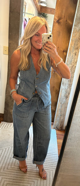 Willow High Rise Barrel Jean