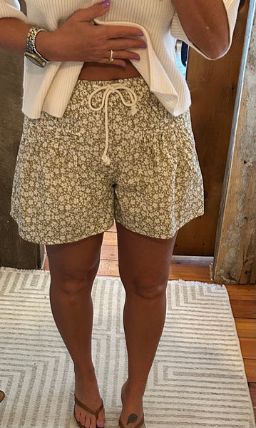Flora Short