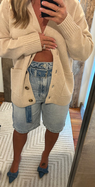 HR Belted Denim Bermudas