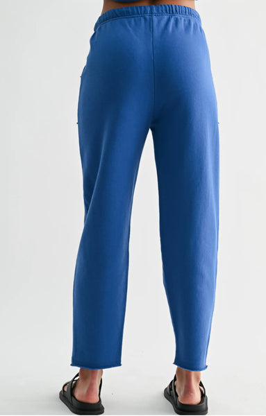 Malibu Essential Tapered Pant